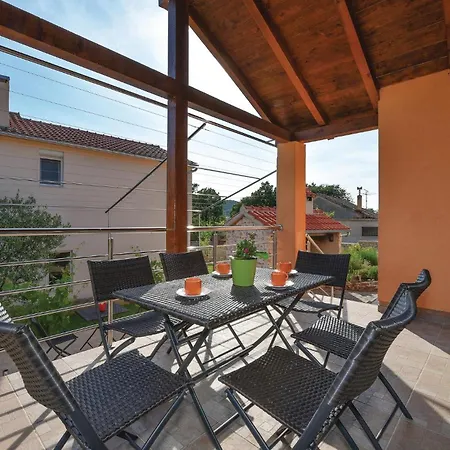 Three-bedroom In Šibenik