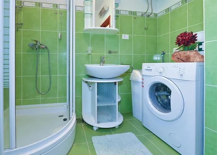 Vikendica Three-bedroom In